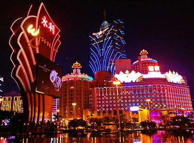 400px-Casino_Lights_In_Macau.jpg