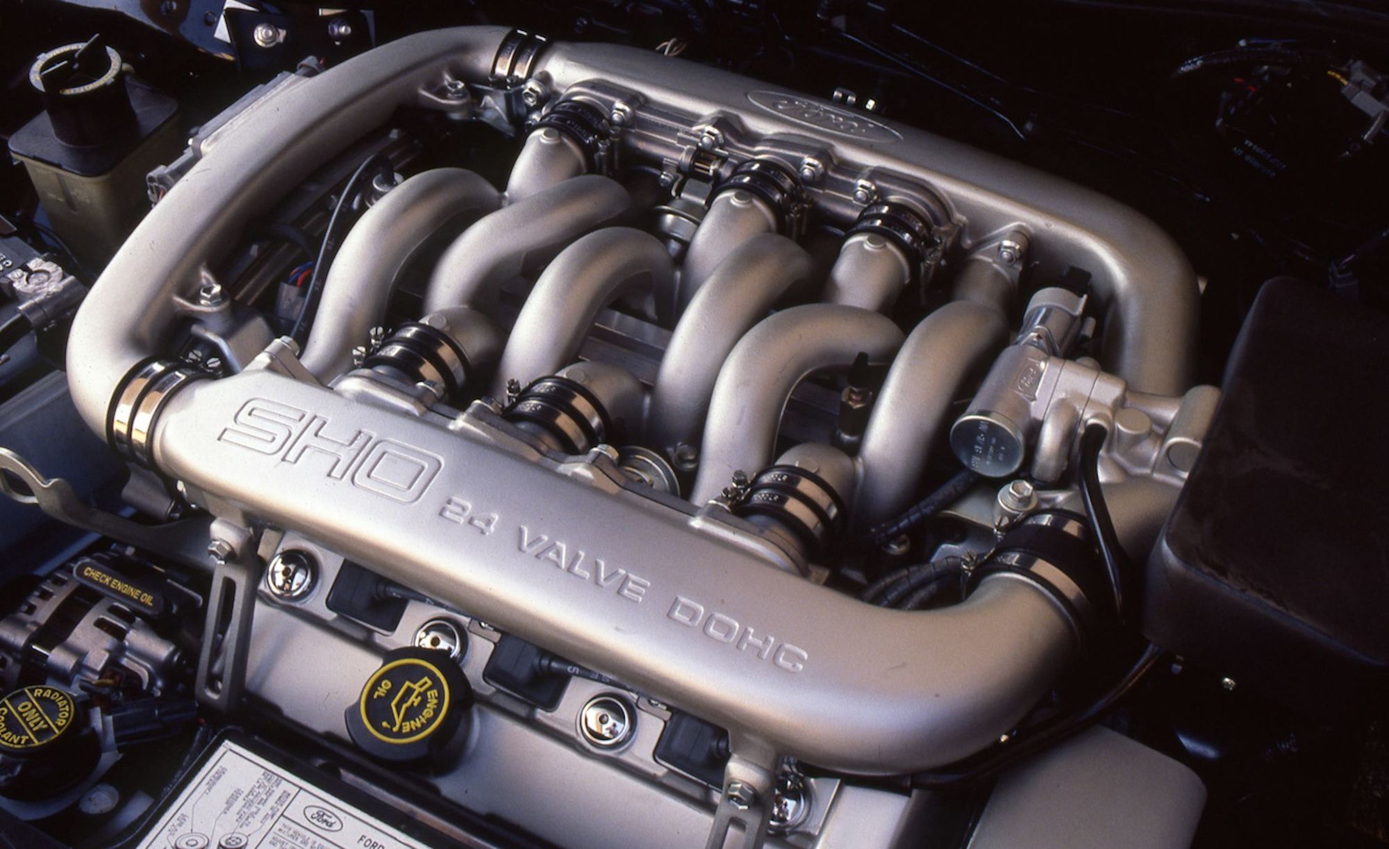 2.-1989-ford-taurus-sho-30-liter-v-6-engine-photo-568183-s-original.jpg