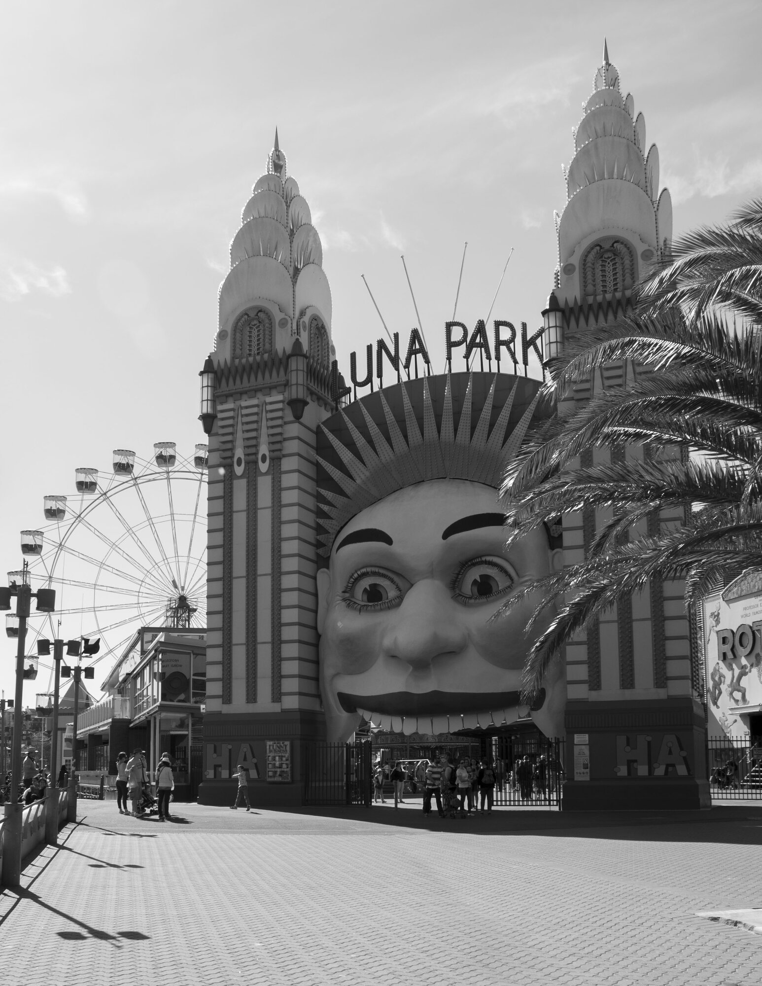 Luna Park BW.jpg