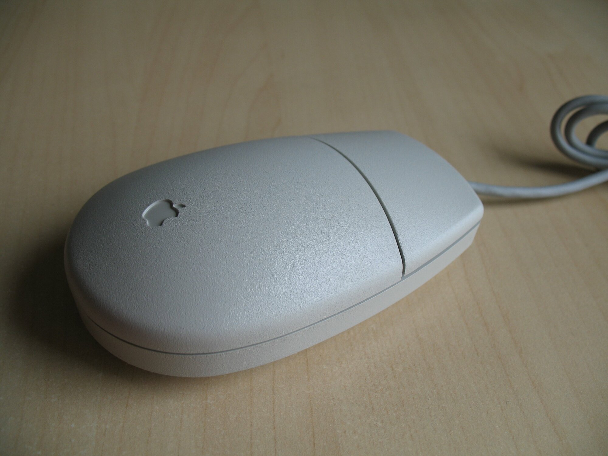 Apple-ADB-mouse.jpg