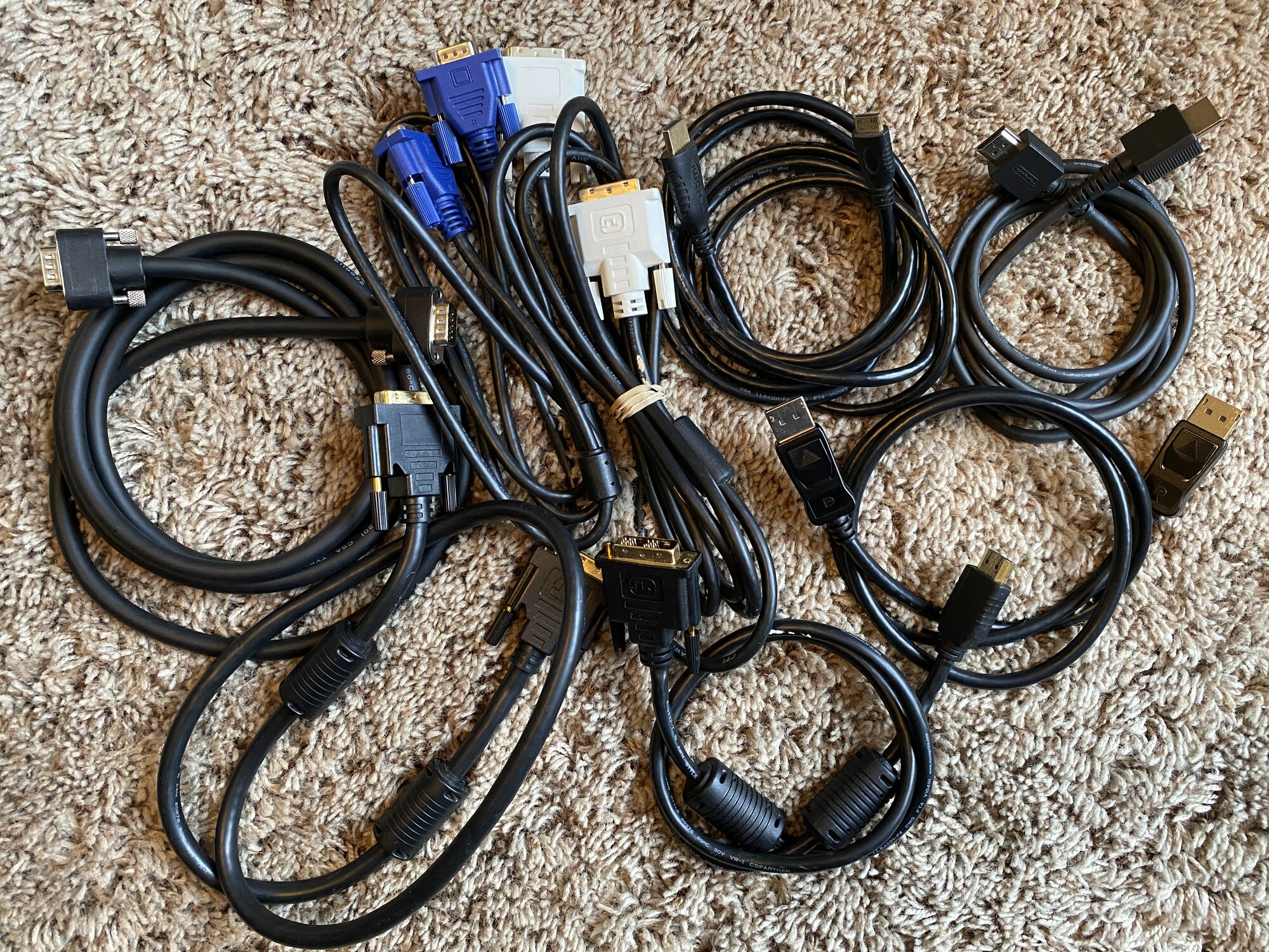 Computer Cables (4).JPG