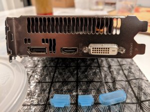 Sapphire RX 570 Pulse ITX 4GB 030-1.jpg