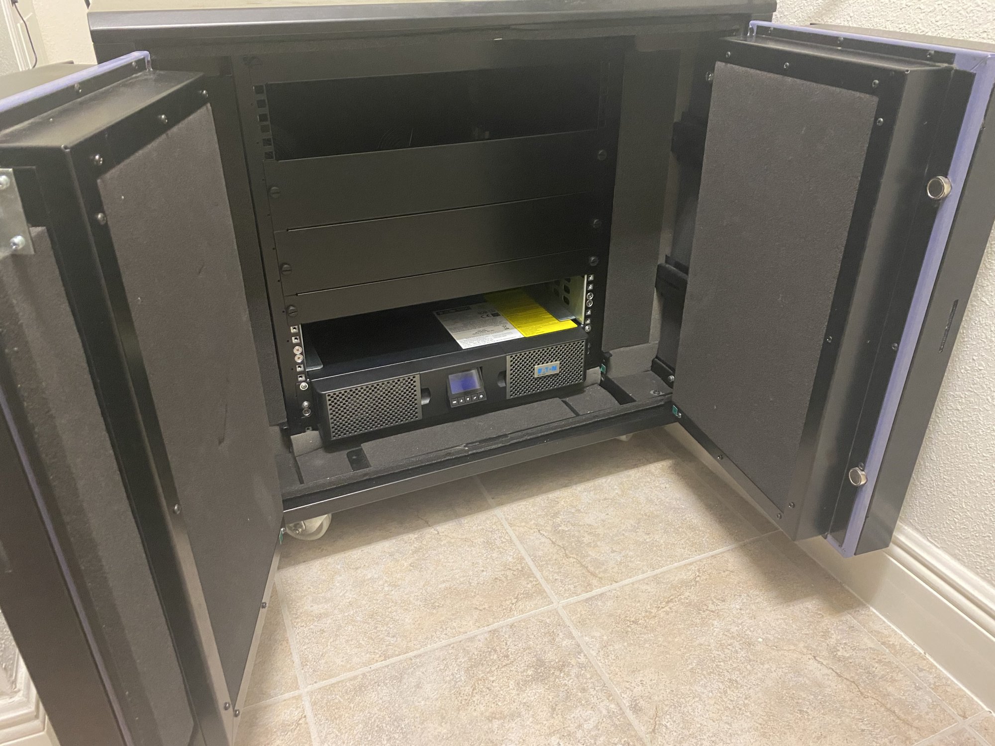 FS - 12u UCoustic Soundproof Server Rack - Tampa, FL | [H]ard|Forum