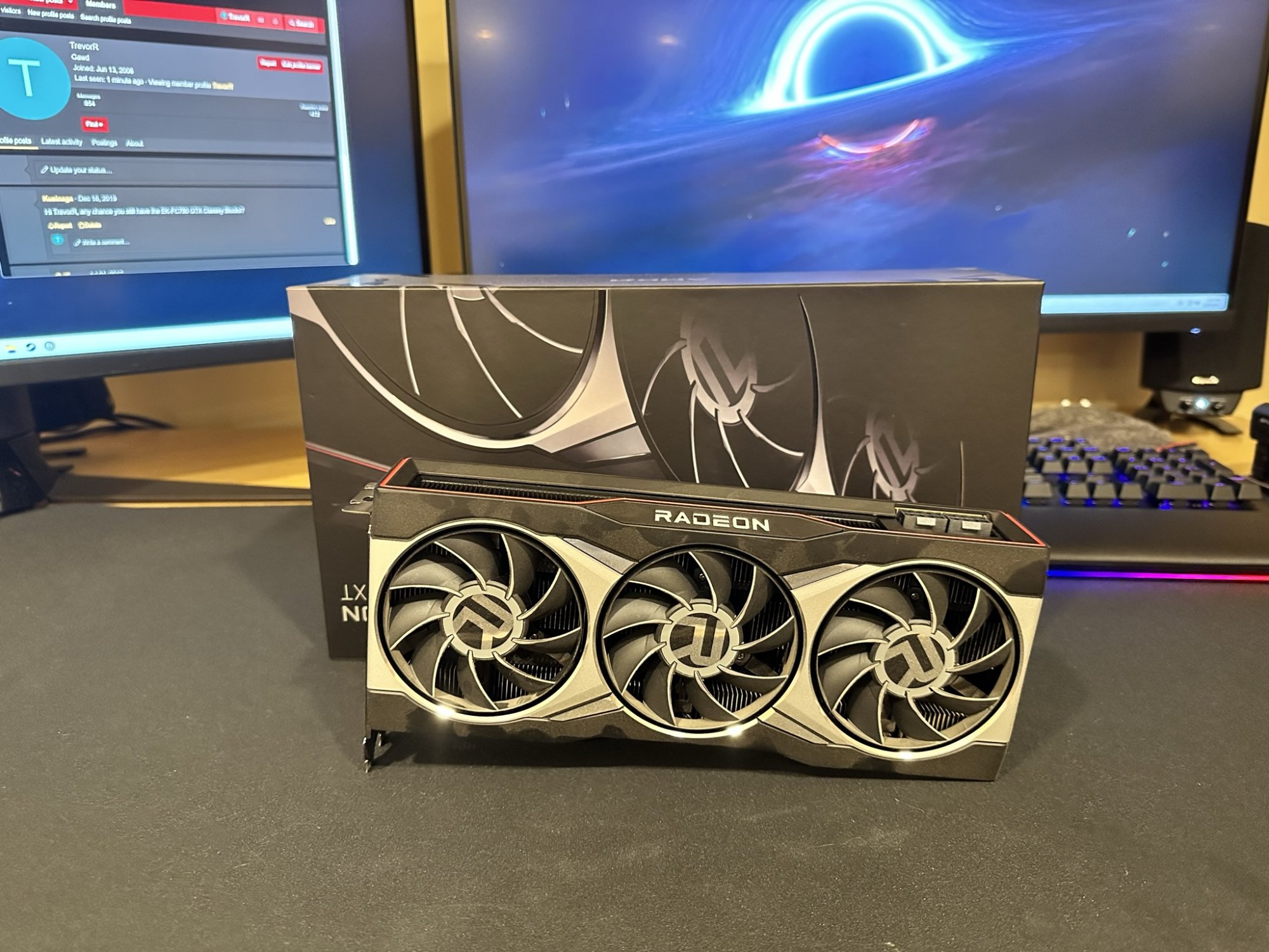 FS: EVGA 3090 Ti FTW3 Ultra, AMD reference 6900xt, Super Flower 1000w ...