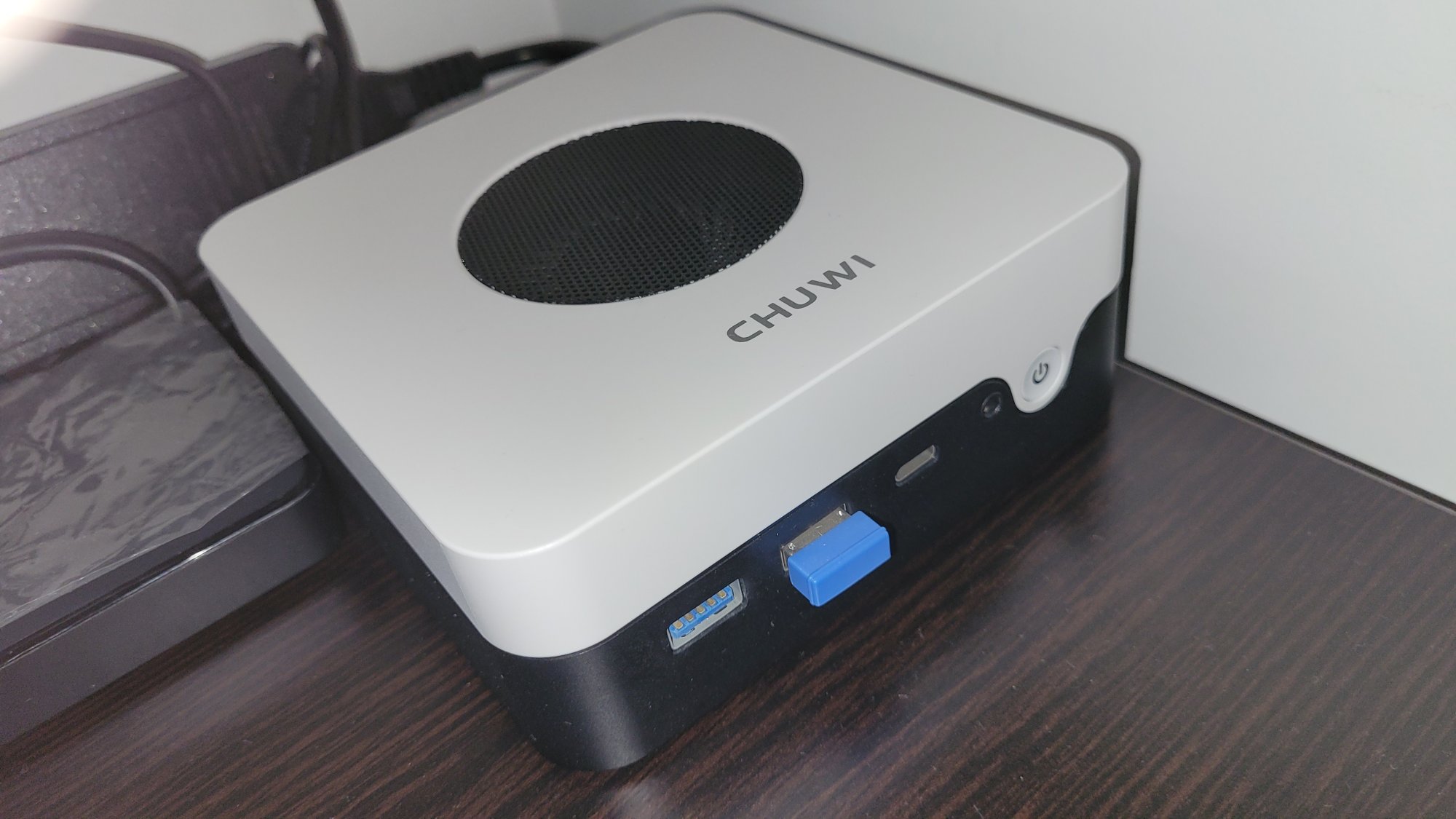 CHUWI LarkBox X mini PC upgraded to AMD Ryzen 7 3750H 