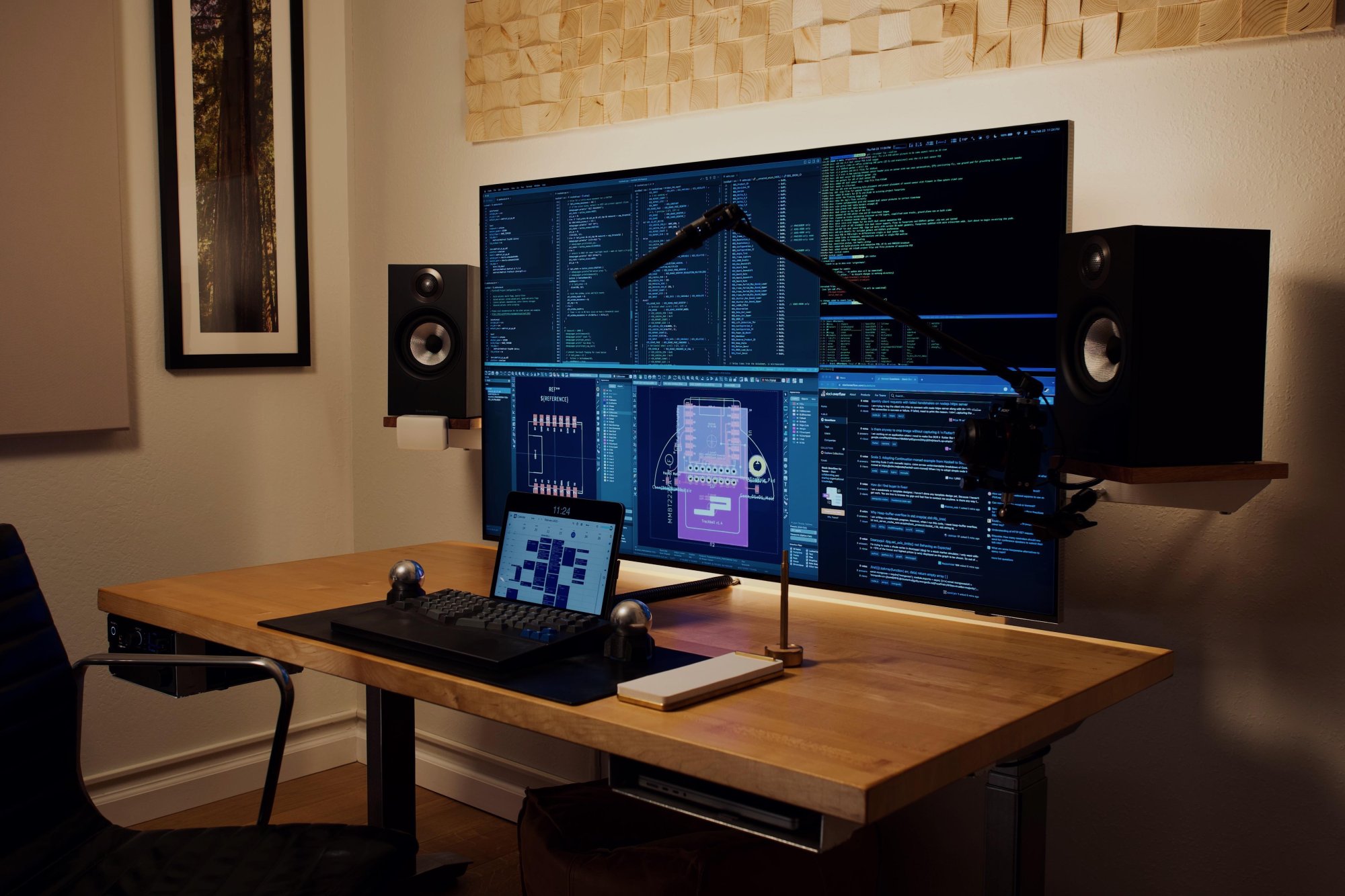 Vertical monitor increases productivity more than I thought : r/macsetups