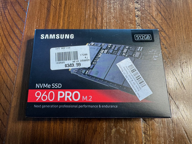 960-Pro-512-GB.jpg